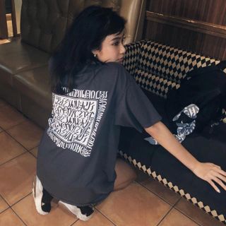 アリシアスタン(ALEXIA STAM)のjuemi MACCIU TYPO T(Tシャツ(半袖/袖なし))