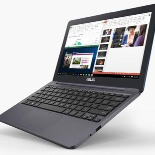 ASUS(エイスース)のASUS VivoBook ノートパソコン 本体 新品 E203N スターグレイ スマホ/家電/カメラのPC/タブレット(ノートPC)の商品写真