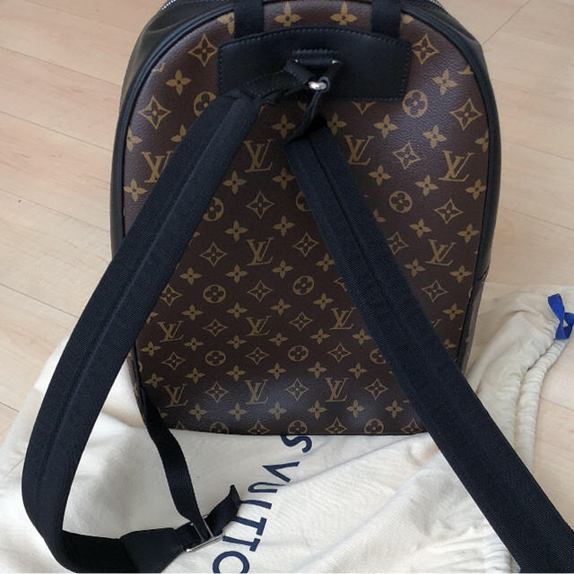 LOUIS VUITTON(ルイヴィトン)のモノグラムﾏｶｻｰ♡ジョッシュ♡未使用♡ メンズのバッグ(バッグパック/リュック)の商品写真