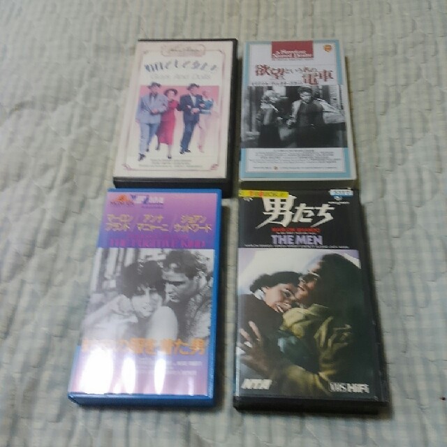 【大注目】 マーロン・ブランド　VHS ビデオ　名作4作品セット　バラ売り可 外国映画