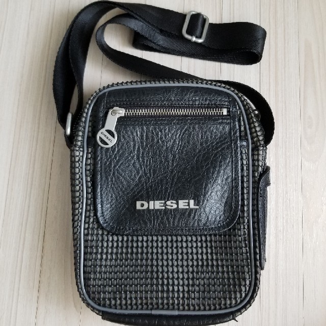 Diesel Dieselディーゼル ショルダーバッグ サコッシュの通販 By むぅ S Shop ディーゼルならラクマ