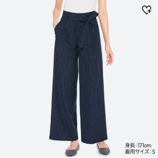 ユニクロ(UNIQLO)のベルテッドリネンコットンワイドパンツ(バギーパンツ)