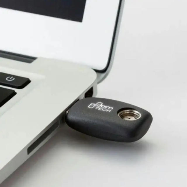 PloomTECH(プルームテック)の新品未開封‼️正規品 プルームテック 純正 USBチャージャー  メンズのファッション小物(タバコグッズ)の商品写真