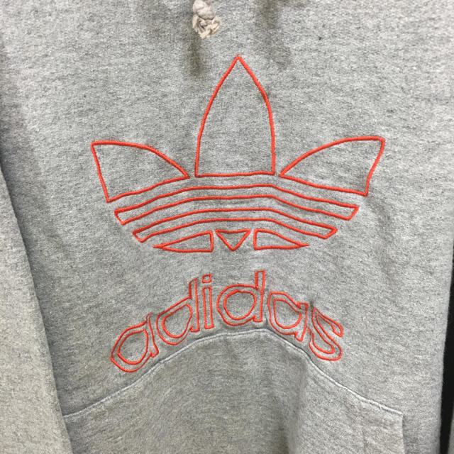 adidas(アディダス)の【adidas】90's 希少 ビッグロゴ 刺繍 プルオーバー パーカー L メンズのトップス(パーカー)の商品写真