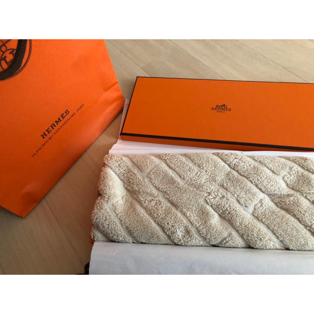 Hermes(エルメス)のエルメスハンドタオル レディースのファッション小物(ハンカチ)の商品写真