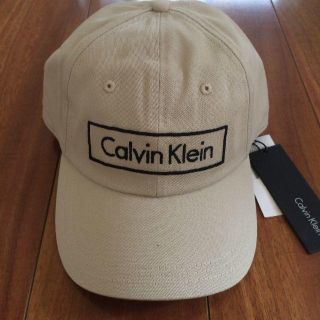 カルバンクライン(Calvin Klein)のカルバンクライン　ベージュ　帽子(キャップ)