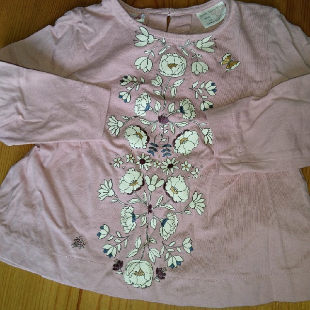 ZARA KIDS(ザラキッズ)の【Zara Baby Girl】サイズ86 ロングTシャツ キッズ/ベビー/マタニティのベビー服(~85cm)(Ｔシャツ)の商品写真