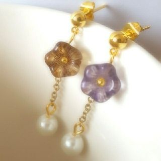 花とパールピアス(ピアス)