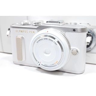 オリンパス(OLYMPUS)の❤️新品未使用品❤️OLYMPUS PEN E-PL8 大人気のホワイト♫(ミラーレス一眼)