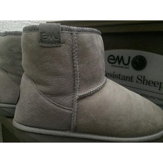 エミュー(EMU)のemu size8(ブーツ)