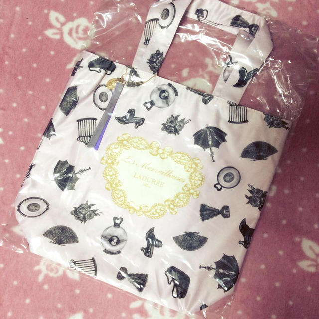 LADUREE(ラデュレ)のラデュレバッグ♡* レディースのバッグ(トートバッグ)の商品写真