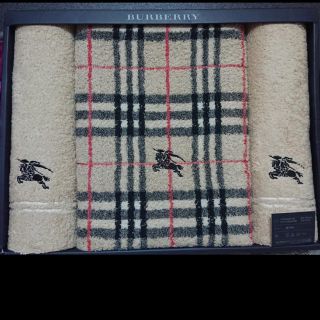 バーバリー(BURBERRY)のバーバリー タオルセット バスタオル フェイスタオル (タオル/バス用品)