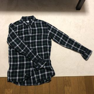 ユニクロ(UNIQLO)のネルシャツ(シャツ)