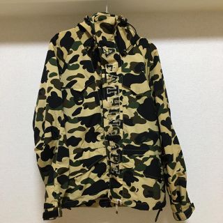 アベイシングエイプ(A BATHING APE)のbape ape supreme nike スノボジャケット イエローカモ(マウンテンパーカー)