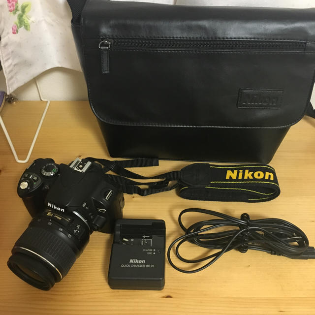 Nikon 一眼レフ D40デジタル一眼