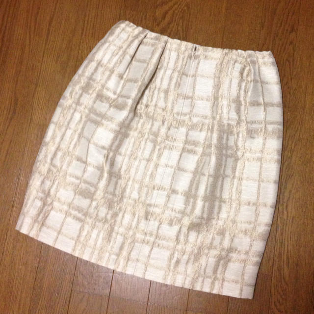 TOMORROWLAND(トゥモローランド)のTOMORROWLAND スカート レディースのスカート(ひざ丈スカート)の商品写真