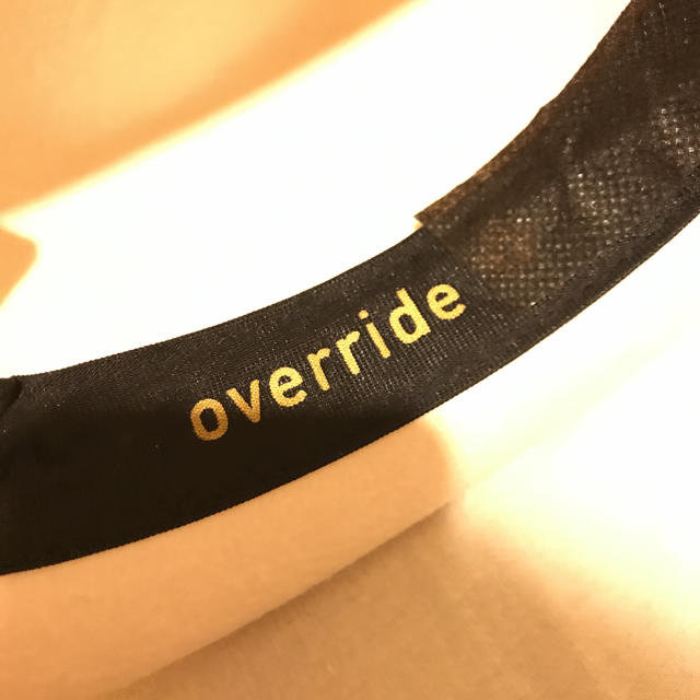 override(オーバーライド)の最終価格！送料込白 フェルトハット レディースの帽子(ハット)の商品写真