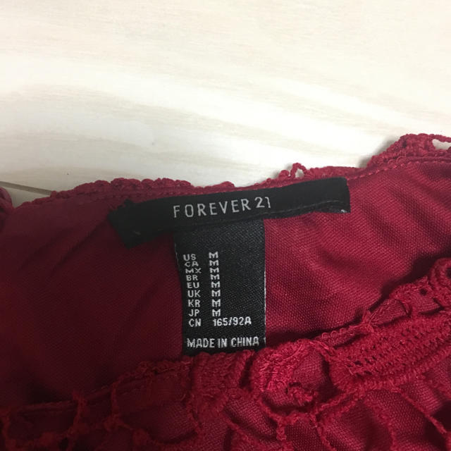 FOREVER 21(フォーエバートゥエンティーワン)のレーストップス  レディースのトップス(カットソー(長袖/七分))の商品写真