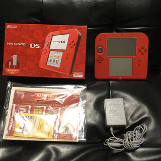 ニンテンドー2DS(ニンテンドー2DS)の【美品】任天堂 2DS 赤(携帯用ゲーム機本体)