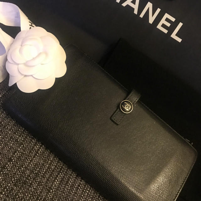 CHANEL(シャネル)のCHANELフロントホック長財布❤️ レディースのファッション小物(財布)の商品写真