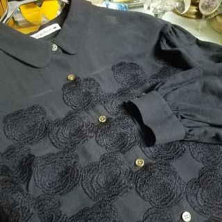 ミナペルホネン(mina perhonen)のwata様専用 ミナペルホネン roses
navy
38 定価41040円
(シャツ/ブラウス(長袖/七分))