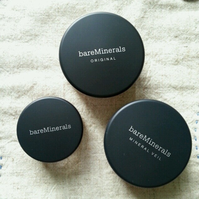 bareMinerals(ベアミネラル)のベアミネラル 三点セット 新品 コスメ/美容のベースメイク/化粧品(その他)の商品写真