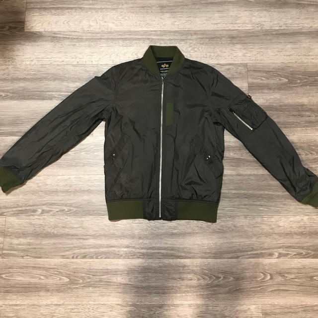 ALPHA INDUSTRIES(アルファインダストリーズ)のスターバックス様専用 ALPHA MA-1 メンズのジャケット/アウター(フライトジャケット)の商品写真