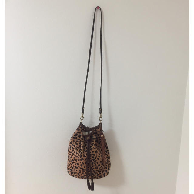 Dono　アニマル柄　ポシェット　極美品 レディースのバッグ(ショルダーバッグ)の商品写真