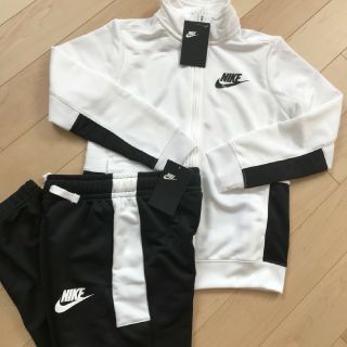 ナイキ(NIKE)の特価！ナイキ　ジャージ　140 上下セット　(その他)