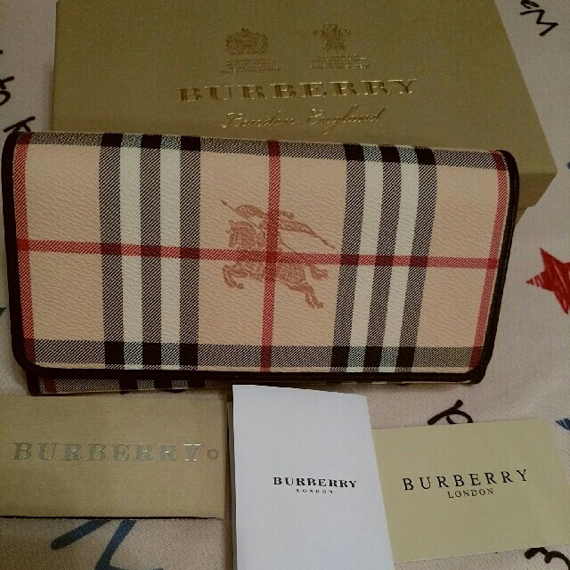 BURBERRY(バーバリー)のバーバリー長財布 レディースのファッション小物(財布)の商品写真