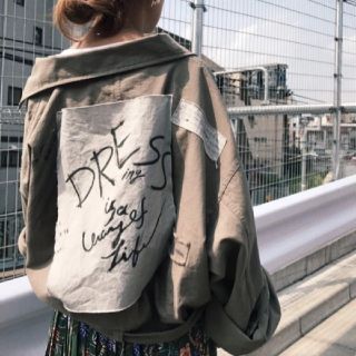 アメリヴィンテージ(Ameri VINTAGE)のGRAFFITI MILITARY JACKET(ミリタリージャケット)