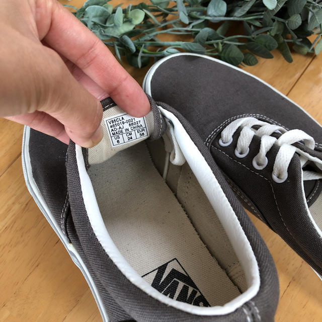 VANS(ヴァンズ)のVANS ERA レディースの靴/シューズ(スニーカー)の商品写真