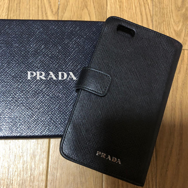 PRADA(プラダ)のPRADA iPhone 6/6s 手帳型 ケース スマホ/家電/カメラのスマホアクセサリー(iPhoneケース)の商品写真