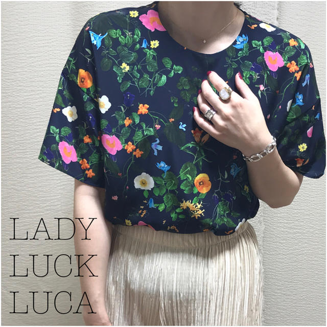 LUCA(ルカ)のLUCA 花柄ブラウス レディースのトップス(シャツ/ブラウス(半袖/袖なし))の商品写真