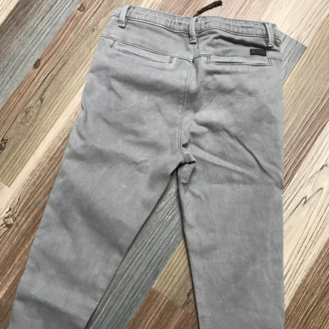 ZARA KIDS(ザラキッズ)のkidsパンツ キッズ/ベビー/マタニティのキッズ服男の子用(90cm~)(パンツ/スパッツ)の商品写真