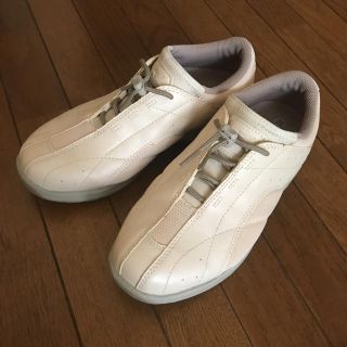 ミズノ(MIZUNO)のミズノ mizno フリーウォーク 23.5 EEEE(スニーカー)