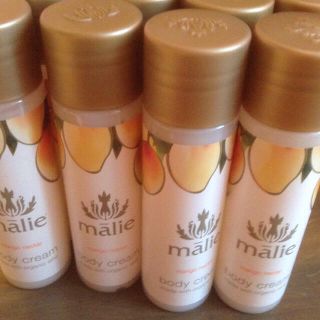 マリエオーガニクス(Malie Organics)のマリエオーガニクスボディクリーム10個プラス1個、マンゴーネクターです。(ボディクリーム)