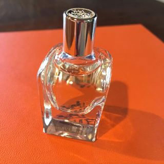 エルメス(Hermes)のエルメス ジュールドエルメス ７.５ml(香水(女性用))