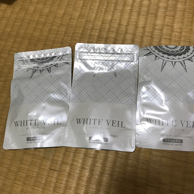 ホワイトベール コスメ/美容のボディケア(日焼け止め/サンオイル)の商品写真
