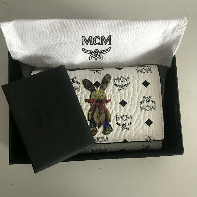 MCM エムシーエム ラビット 三つ折り財布 うさぎ 柄 大人気 折り財布ファッション小物