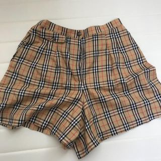 バーバリー(BURBERRY)のBURBERRYSショートパンツ(ショートパンツ)