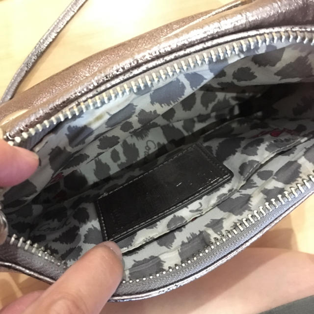 COACH(コーチ)のmarusaki様専用 COACH POPPY ポシェット シルバー キラキラ レディースのバッグ(ショルダーバッグ)の商品写真