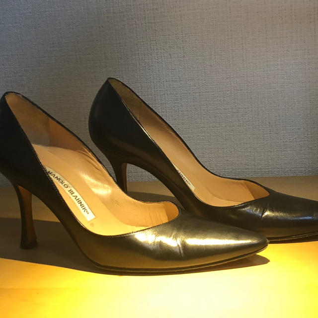 ManoloBlahnik マノロ・ブラニク ブラック パンプス-