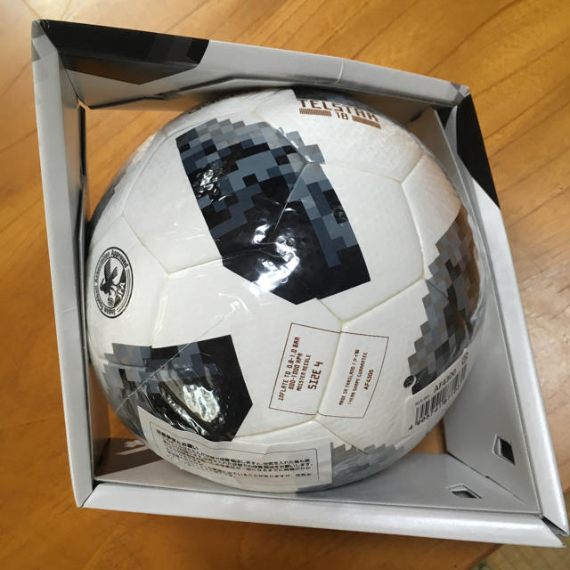 Adidas アディダス Adidas ワールドカップモデル 4号球 サッカーボールの通販 By にぼし S Shop アディダスならラクマ