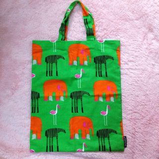 マリメッコ(marimekko)のmarimekko キッズバッグ(エコバッグ)