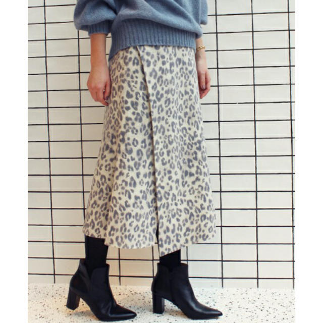IENA(イエナ)のIENA モッサーレオパードスカート レディースのスカート(ひざ丈スカート)の商品写真