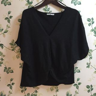 ザラ(ZARA)のZARA tops 黒 サイズL(カットソー(半袖/袖なし))