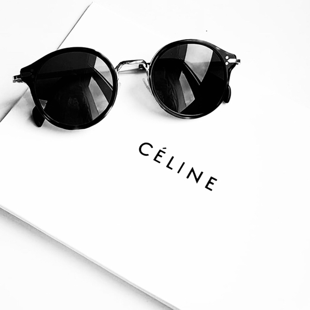 celine(セリーヌ)の本日9/18最終出品 CELINE サングラス レディースのファッション小物(サングラス/メガネ)の商品写真