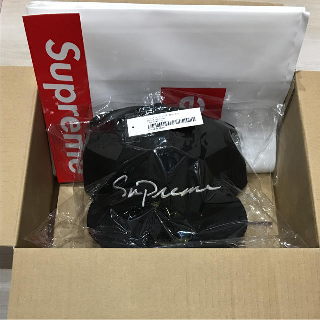 Supreme(シュプリーム)の【Mario様ご購入】Supreme☆キャップ7-5/8☆Black メンズの帽子(キャップ)の商品写真