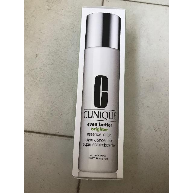 CLINIQUE(クリニーク)の【新品】クリニーク イーブンベター ブライター エッセンスローション 200ml コスメ/美容のスキンケア/基礎化粧品(化粧水/ローション)の商品写真